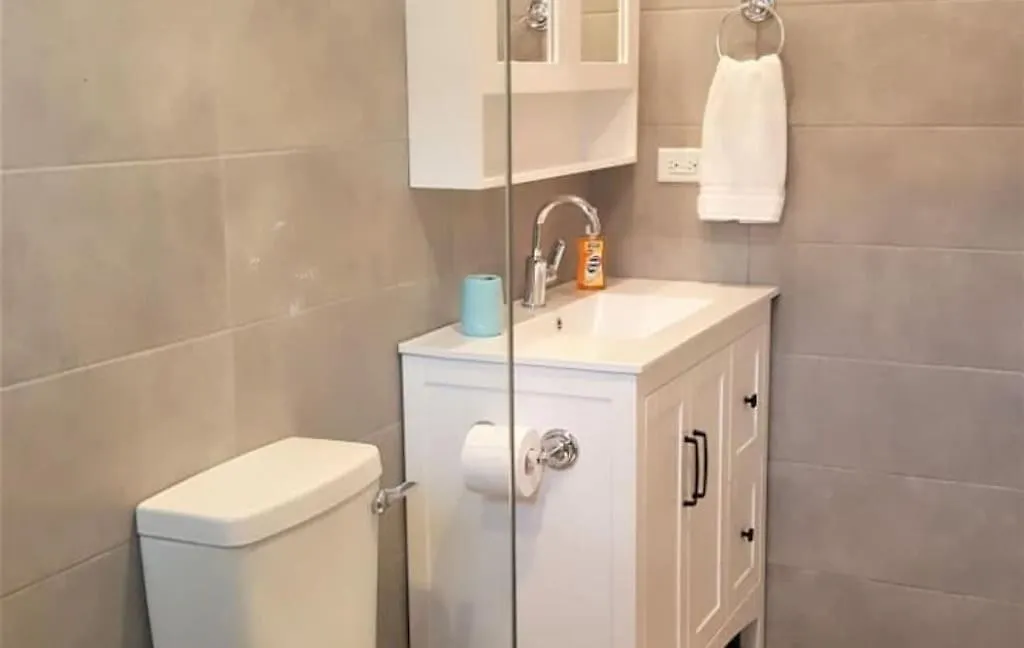 Private 4Br-5 Bath Luxury Villa With Pool In Gated Community Near Beaches Canaan